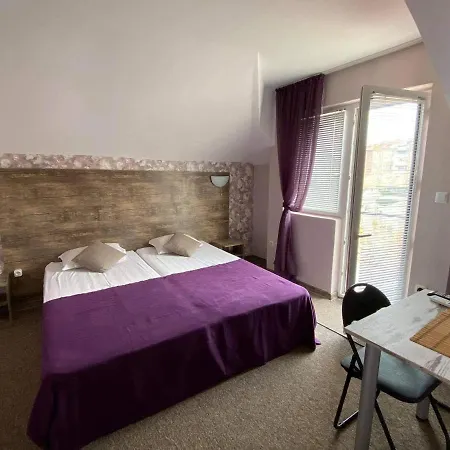 Taligarov ポモリエ