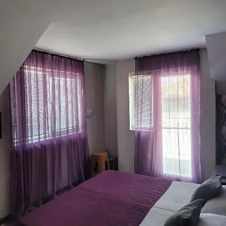 Taligarov Affittacamere 3*