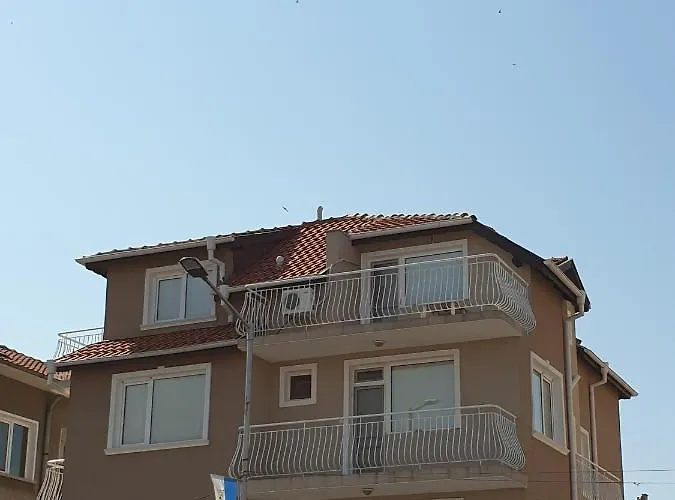 Taligarov Pensionat 3*