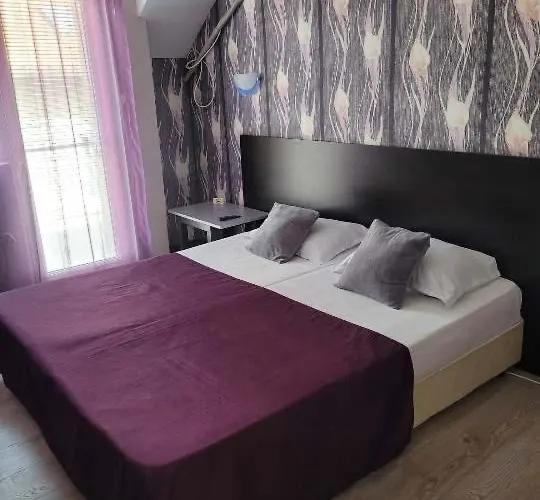 Taligarov Pensionat 3*